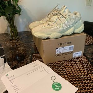 Yeezy 500 Super Yellow Moon size 10